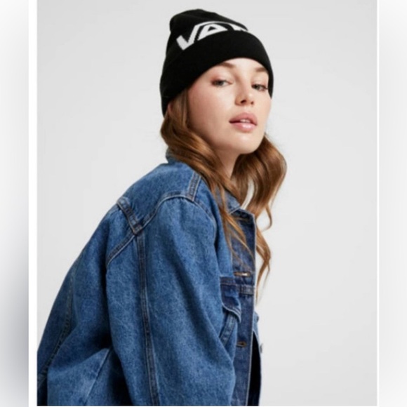 Vans NWT Soft Stretch Rib Knit Breakin Curfew Cuffed Beanie Hat Black One Size - Picture 1 of 5